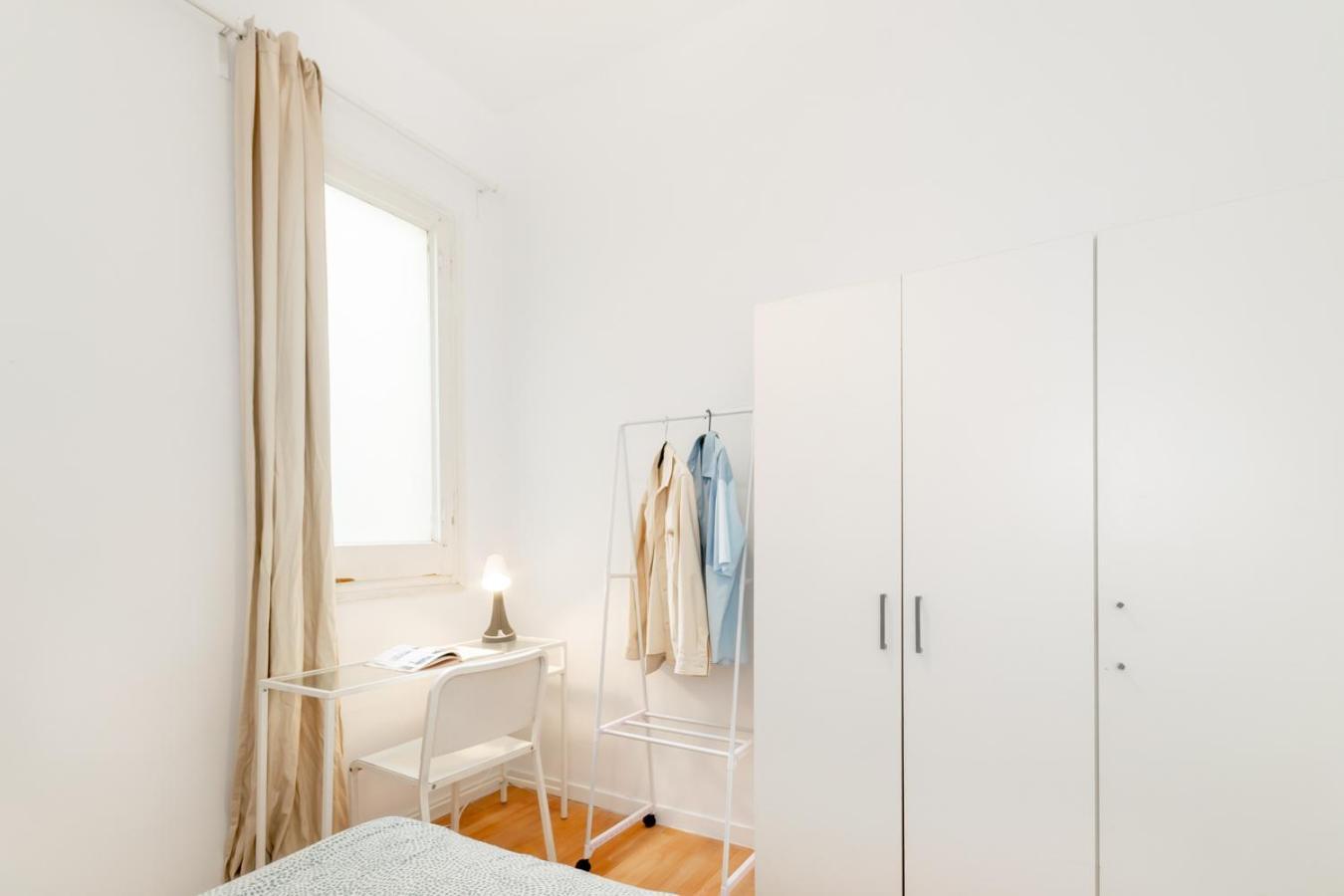 Balmes Private Rooms Barcelona Kültér fotó