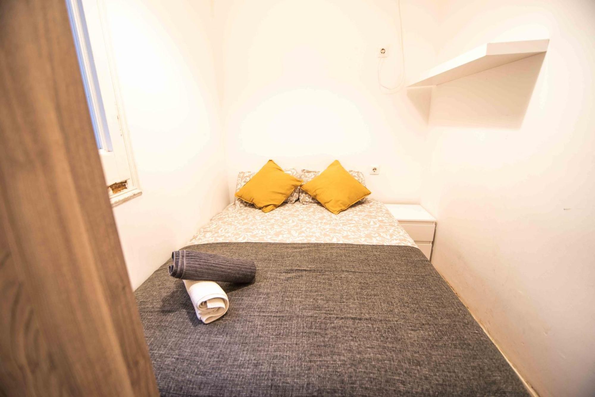 Balmes Private Rooms Barcelona Kültér fotó