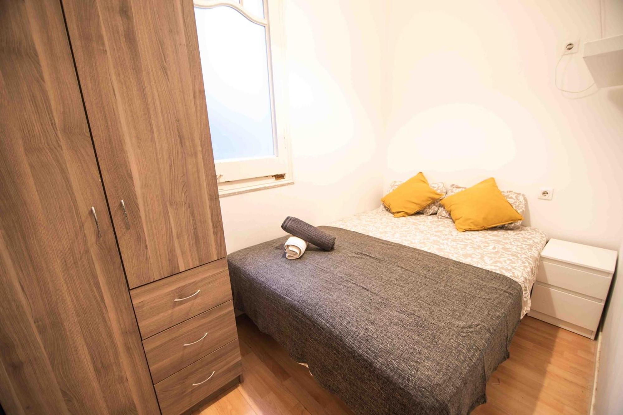 Balmes Private Rooms Barcelona Kültér fotó